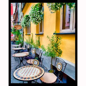 Outdoor Cafe