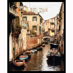 Venician Laundry